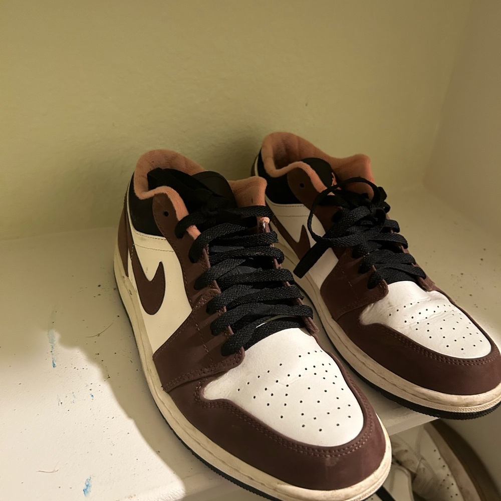 Jordan 1 low mocha size 10